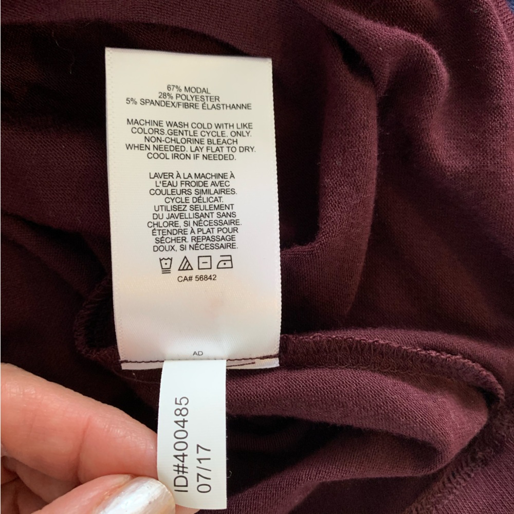 Express V-Neck L/S Top - Picture 10 of 10